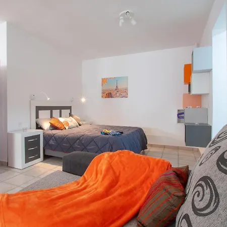 Colourful @lizard Apartment Playa Blanca (Lanzarote)